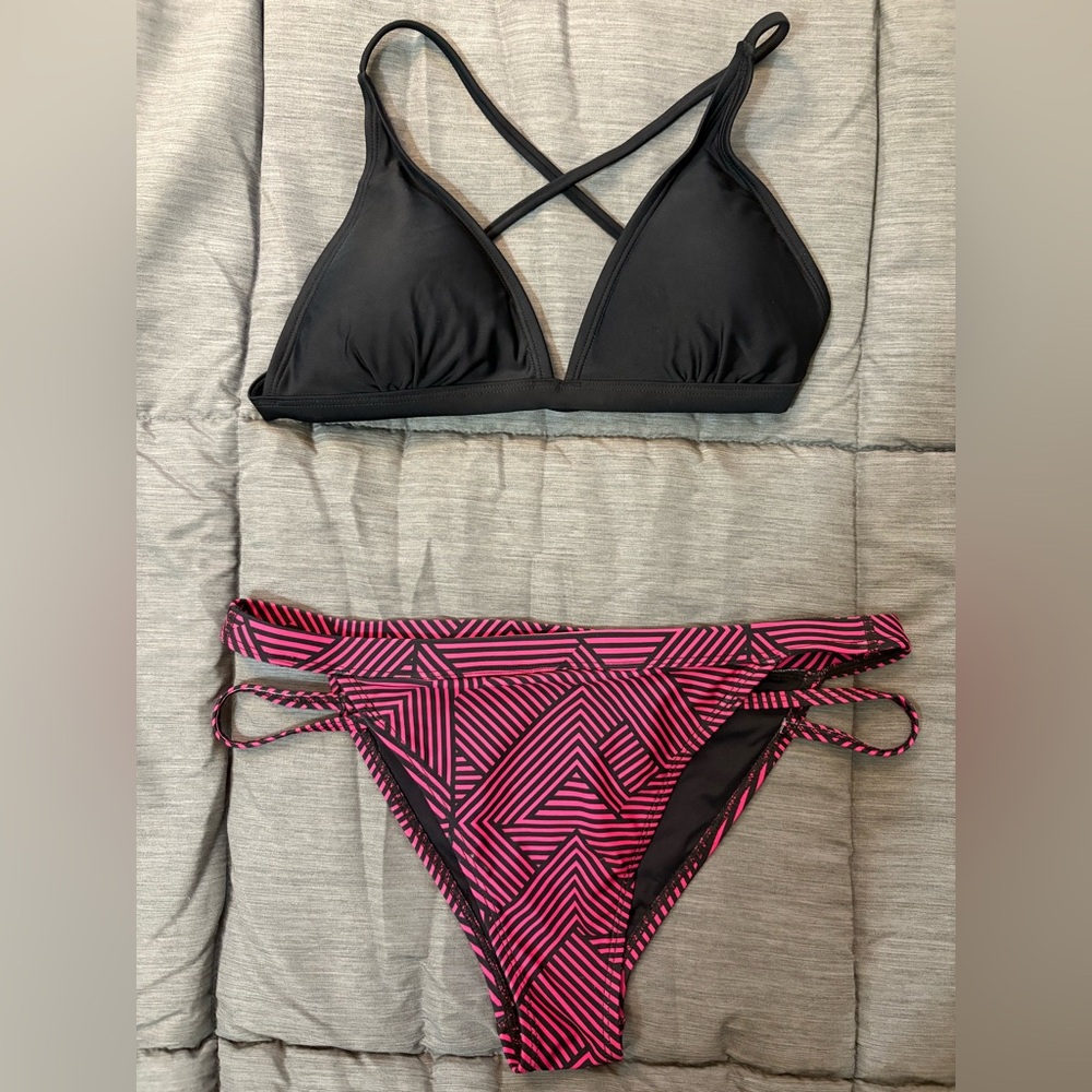 Lycra Black and Pink Geometric Bikini, Size S